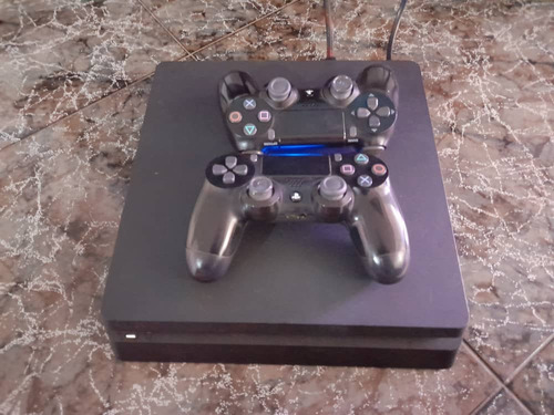 Playstation 4 Slim