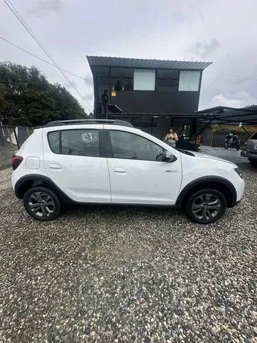Renault Stepway 1.6 Expression / Zen