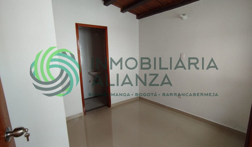 Casa En Arriendo En Cabecera Del Llano. Cod A16991
