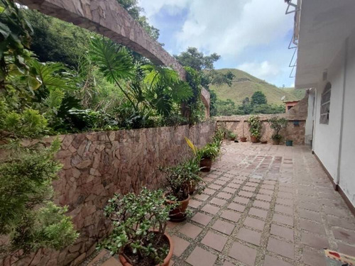 Vende/o Alquila ,casa 3 Niveles 396 M2 Urb El Amarillo San Antonio De Los Altos