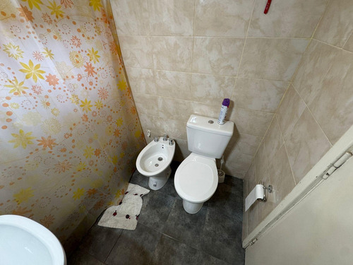 Casa En Barrio Los Naranjos Dos Dormitorios