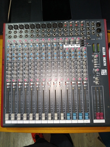 Mesa De Som Allen & Heath Zed 18 - 18 Canais.