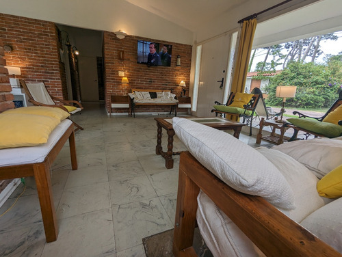 Chalet Parada9 Mansa 3 Dorm, 2bñ 6 Pers. Impecable Temp.baja 3 Dias Gratis Con 7 Alquilados!! Usd550 + Consumos!