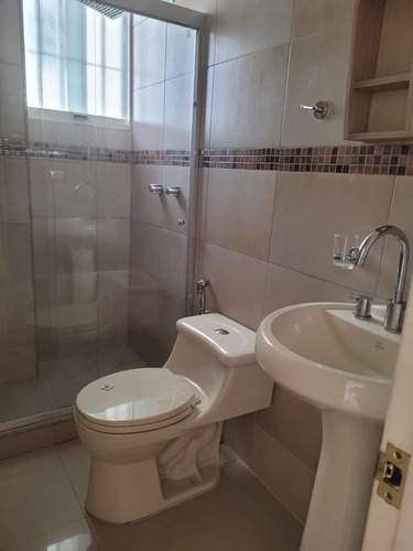 Imagen 10 de 13 de Apartamento En Alquiler Residencia Montecarlo