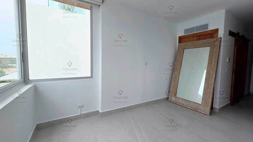Lujosa Villa Con Vista A La Marina Y Amarre Privado En Ocean 21 Cap Cana