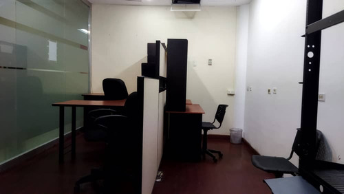Oficina En Alquiler En Ccp, Av. Alirio Ugarte Pelayo
