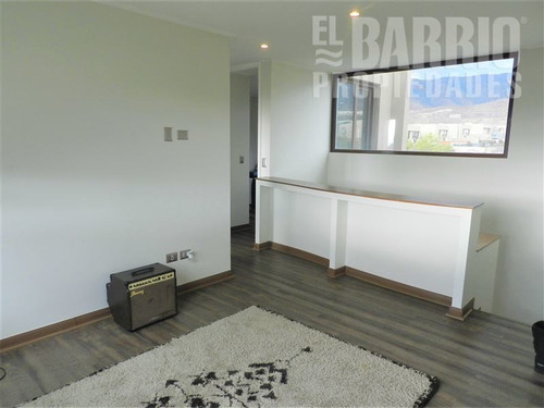 Imagen 16 de 19 de Casa En Venta De 4 Dorm. En Chamisero, Colina