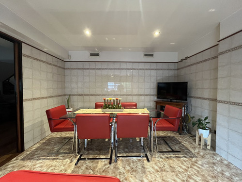 Casa En Venta En Mataderos