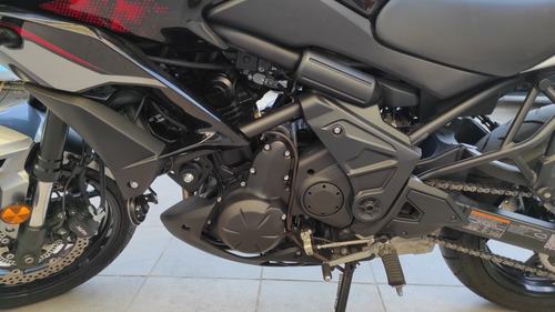 Imagen 3 de 10 de Vendo Moto Kawasaki Versys 650 Año 2021