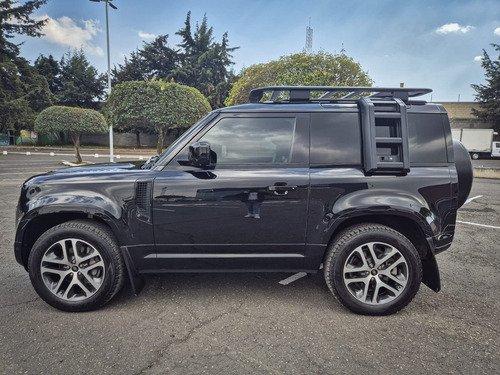 Land Rover Defender 90 Dynamic 2022