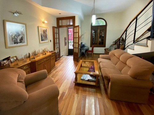 Imagen 9 de 20 de Casa Cuatro Dormitorios Rosario Centro