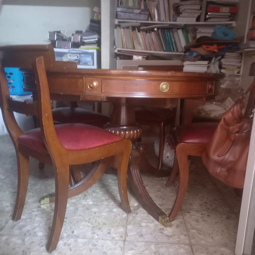 Chippenddale Mesa Para Sala Juntas 4 Sillas (Usado)