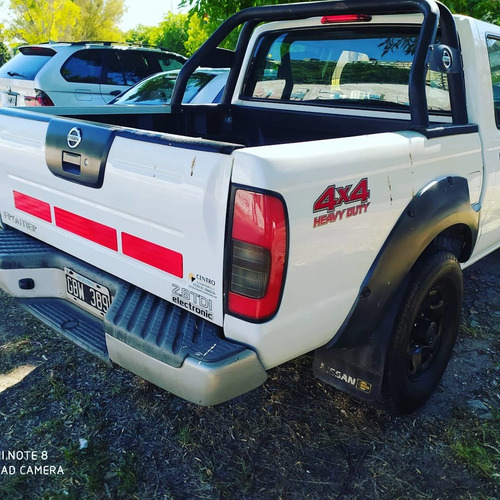 Nissan Frontier 2.8 Dte Cab Doble Se Aa 4x4 2008