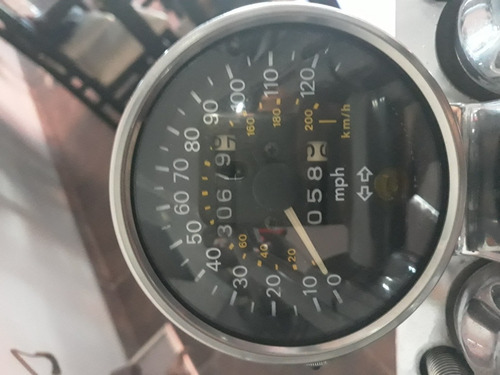 Suzuki Vs 800