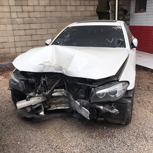Imagem 5 de 7 de Sucata Bmw 528i Branca Gasolina 2015/2016 245cvs