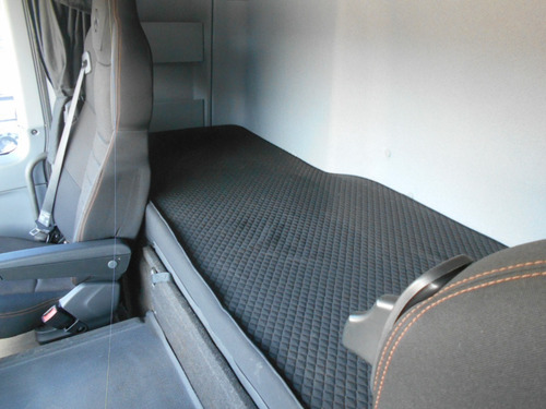 Imagem 6 de 15 de Mercedes Benz 2651 2018