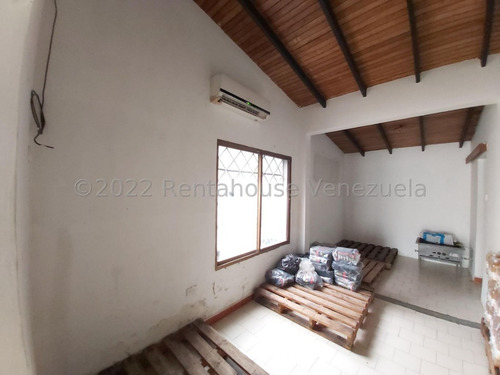 Imagen 5 de 30 de Casa En Venta En El Parral Este De Barquisimeto Lara (0.4.2.4.5.9.3.7.5.4.2), Código: 22-23629 Rent-a-house Centro Occidente, Cuenta Con 4 Habitaciones, 4 Baños, 478 Mts2