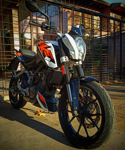Imagen 1 de 6 de Ktm Duke 200