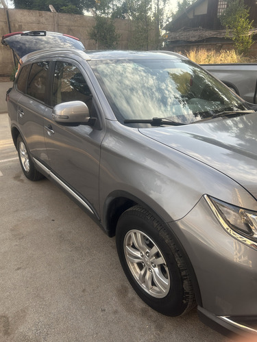Mitsubishi Outlander 4x2