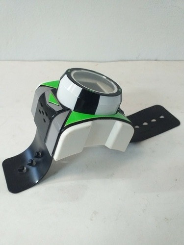 Reloj Omnitrix Ben 10 Pantalla Digital Con Sonidos (Usado)
