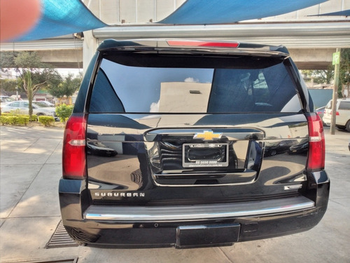 Imagen 10 de 15 de Chevrolet Suburban 2017 5.4 Premier Piel 4x4 At
