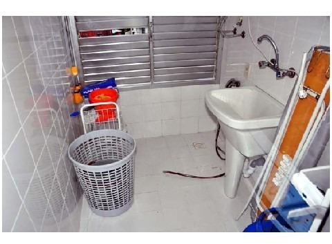 Apartamento En Alquiler Por Temporada De 3 Dormitorios En Playa Mansa