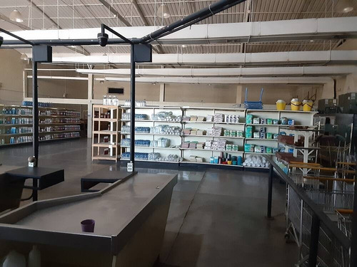 Imagen 10 de 11 de Local Comercial Con Supermercado En Alquiler En San Francisco 2559
