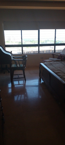 Imagen 7 de 13 de Judithe.hermoso Apartamento Amoblado En La Av.milagro Mcbo