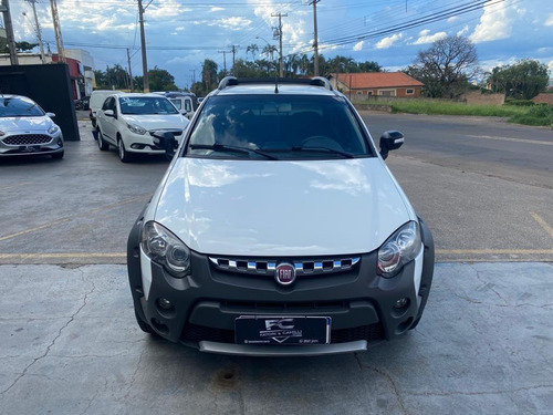 Fiat Strada 1.8 16v Flex Adventure Cabine Estendida
