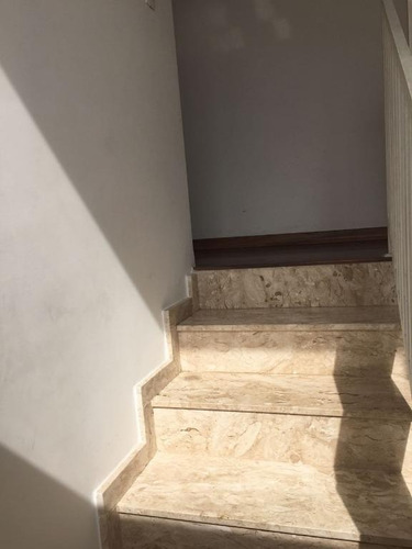 Imagem 20 de 30 de Casa Rua Fechada - Muita Segurança - So0103