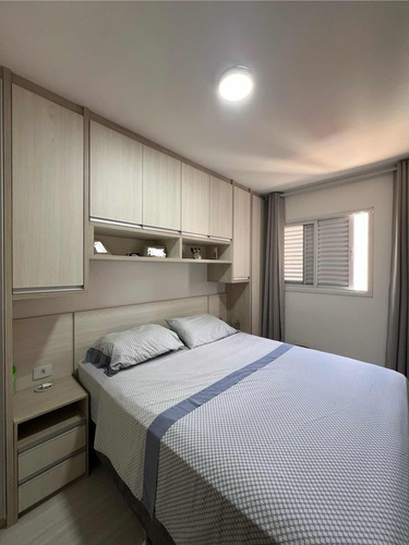 Casa Em Condomínio Com 2 Suítes E Repleta De Planejados