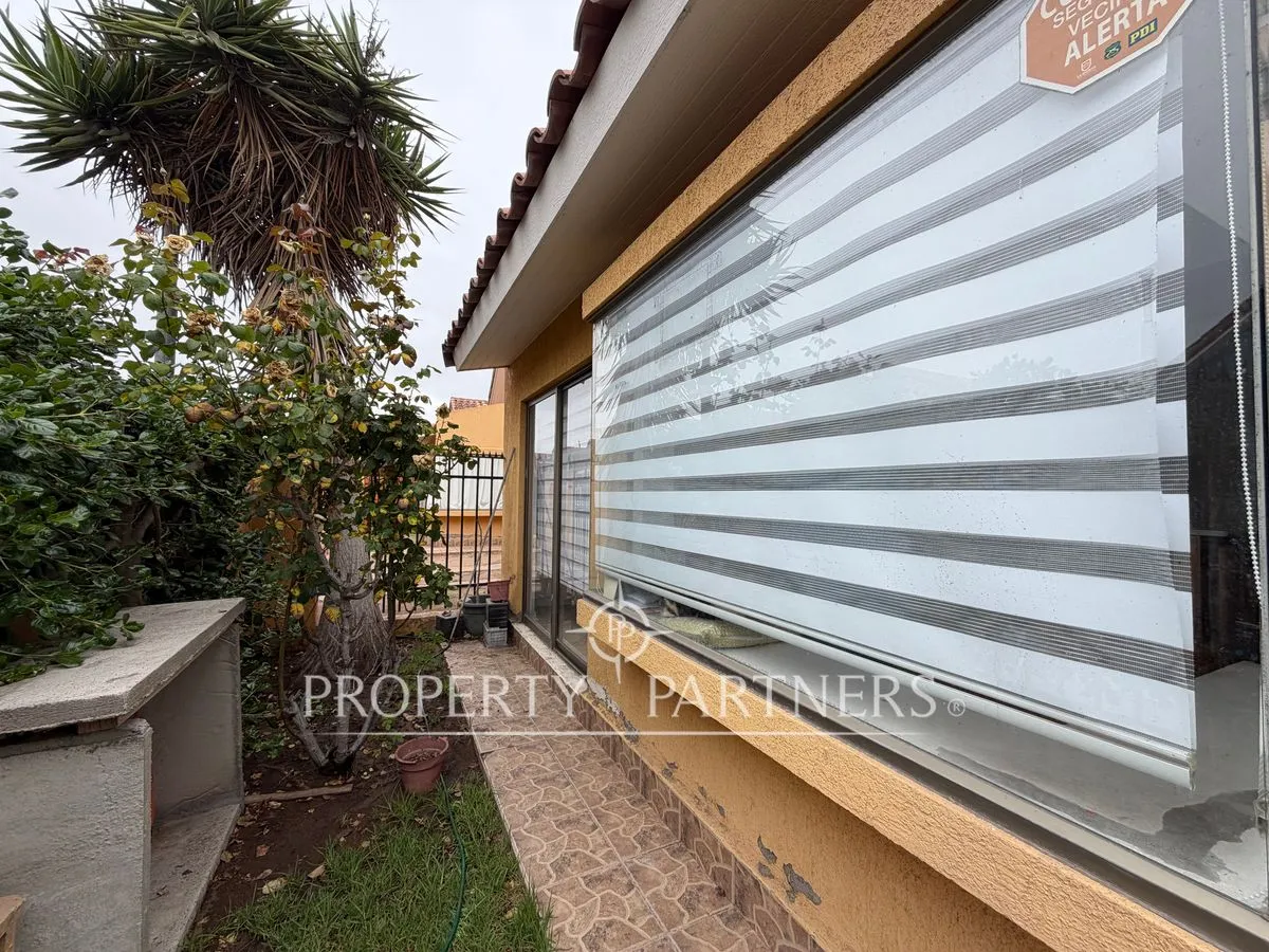 Imagen 2 de 17 de Casa Esquina Con Potencial Comercial/residencial E...