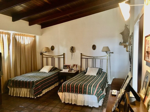 Imagen 15 de 24 de Se Vende Casa 450m2 5h+s/5b+s/4p Santa Paula 1460