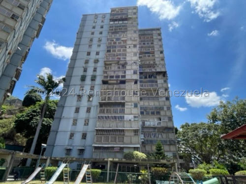 Apartamento En Venta Urb. Baruta Caracas. 24-21440 Yf