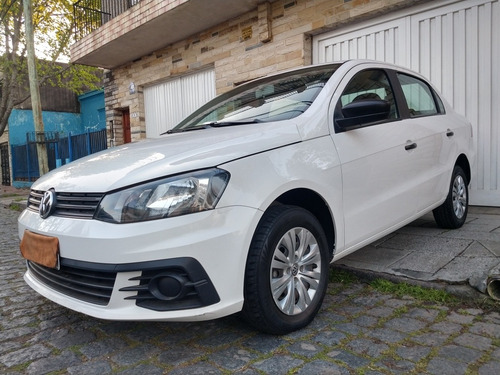 Imagen 2 de 13 de Volkswagen Voyage 2018 1.6 Trenline 101cv