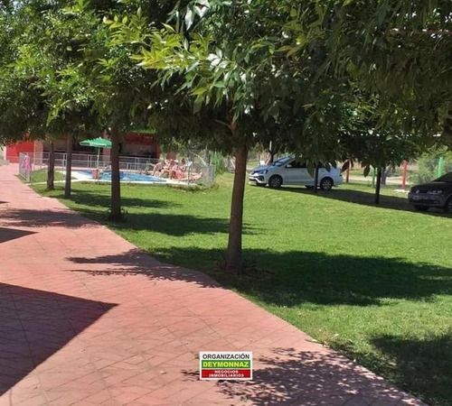 Imagen 18 de 30 de Venta Complejo En Ingreso A Colón - Piscina.