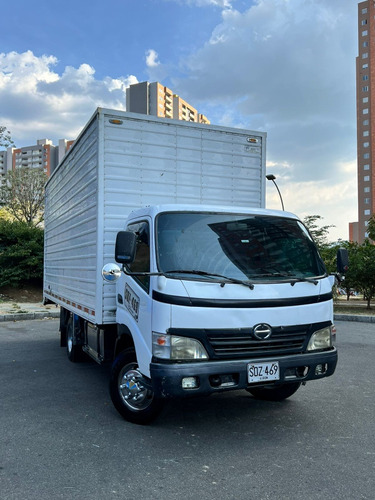 Hino 300/ 2012 Se Entrega Chasis O Estacas Se Retoma Particu