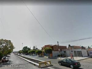 Terreno Calle Abierta, Mixto De 236m2 Colonia San Pablo.