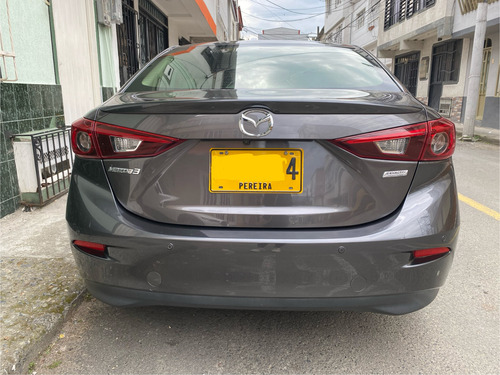 Mazda 3 2.0 Touring