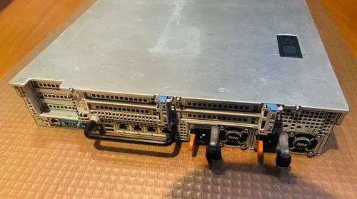 Servidor Dell Poweredge R720 2x Xeon 12core 2.3ghz 64gb 2sas (Usado)