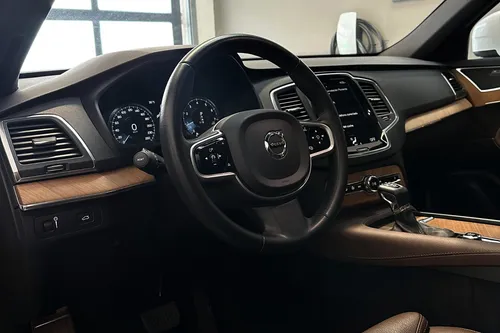 Volvo XC90 2.0 T6 Momentum Awd 7 Pas. At