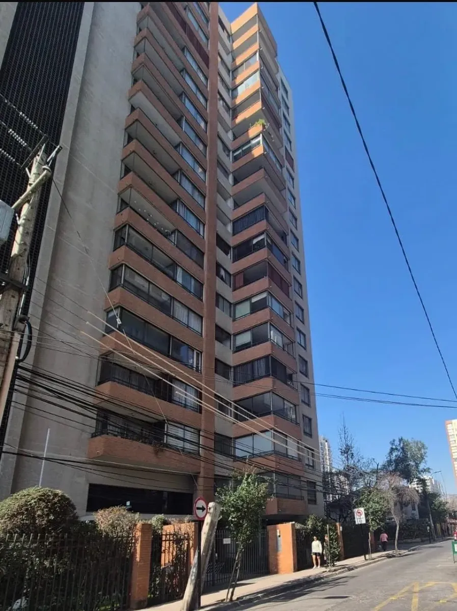 Imagen 5 de 6 de Depto En San Miguel Con Estacionamiento