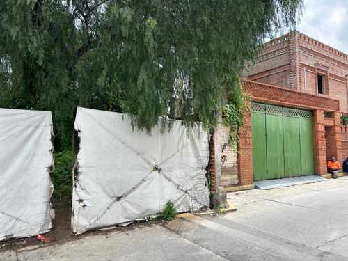 Terreno De 1934.35 Metros 2 Servicios Y Pagos Al Corriente