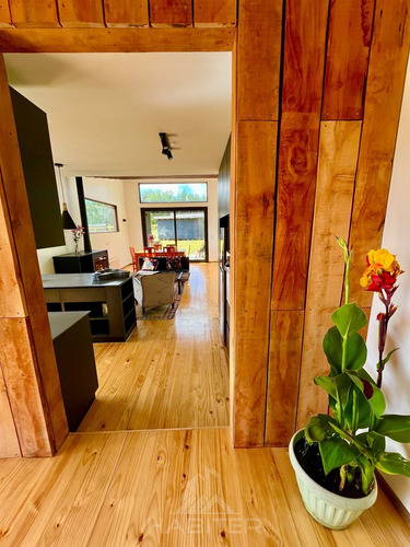 Moderna Casa En Pucón, Condominio Loncotraro. 3d+3b