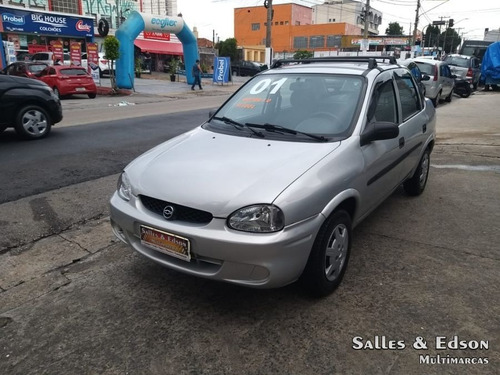 Gm - Corsa Sedan Wind 1.0 Alcool 2001