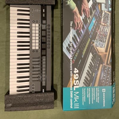 Novation 49sl Mkiii 49-key Midi Keyboard Controller
