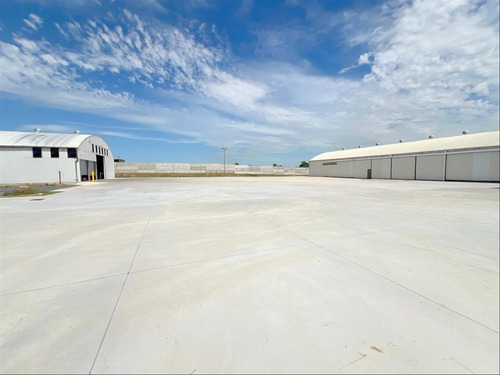 Polo Logísitoco Local Industrial 2000m2 Islas Canarias