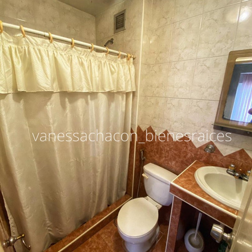 Imagen 10 de 15 de Apartamento Venta Urb La Barraca (vc)