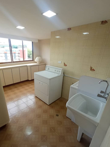 En Venta Apto Parque Cotoperiz. Barrio Sucre. Maracay