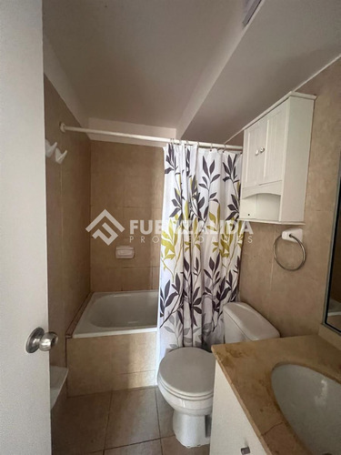 Departamento En Venta De 2 Dorm. 2 Bañ,1 Estac En La Florida